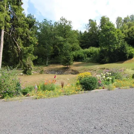 Confortable En Pleine Foret Avec Etang, Ideal Pour Familles Et Amis - Fr-1-589-154 Country house *