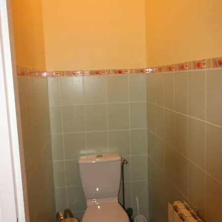 Confortable En Pleine Foret Avec Etang, Ideal Pour Familles Et Amis - Fr-1-589-154 Semesterbostad *