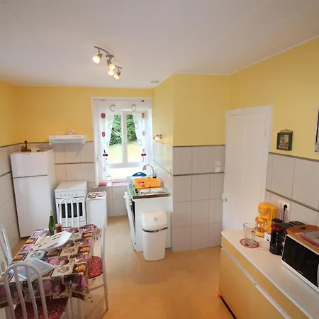 Semesterbostad Confortable En Pleine Foret Avec Etang, Ideal Pour Familles Et Amis - Fr-1-589-154 Barbey-Seroux