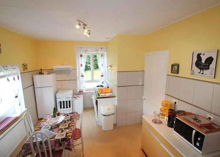 Prázdninový dům Confortable En Pleine Foret Avec Etang, Ideal Pour Familles Et Amis - Fr-1-589-154 Barbey-Seroux