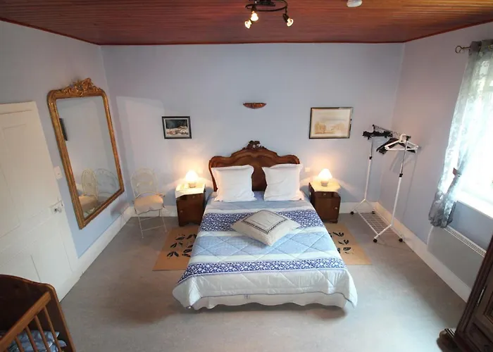 Prázdninový dům Confortable En Pleine Foret Avec Etang, Ideal Pour Familles Et Amis - Fr-1-589-154 *